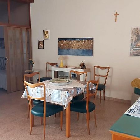Villa casa fronte mare puro relax Cava dʼAliga Esterno foto