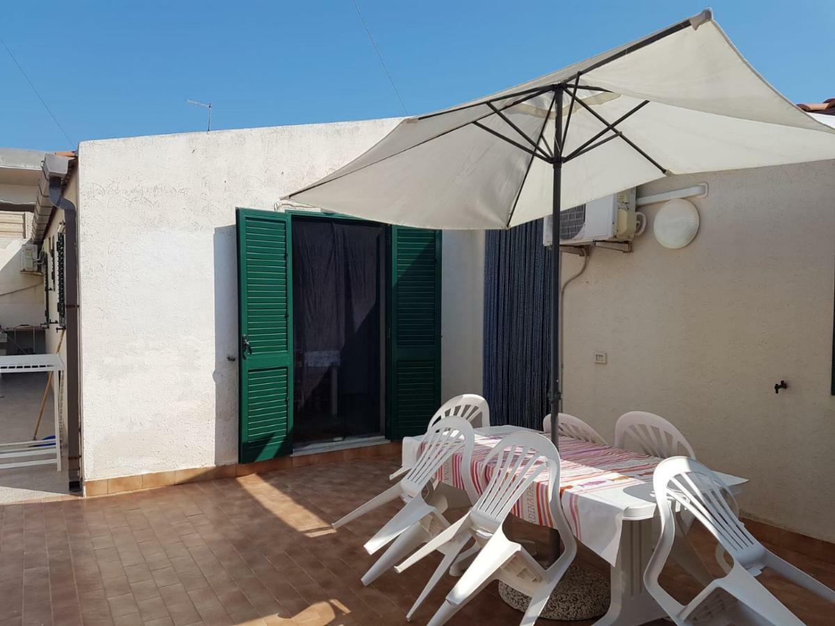 Villa casa fronte mare puro relax Cava dʼAliga Esterno foto
